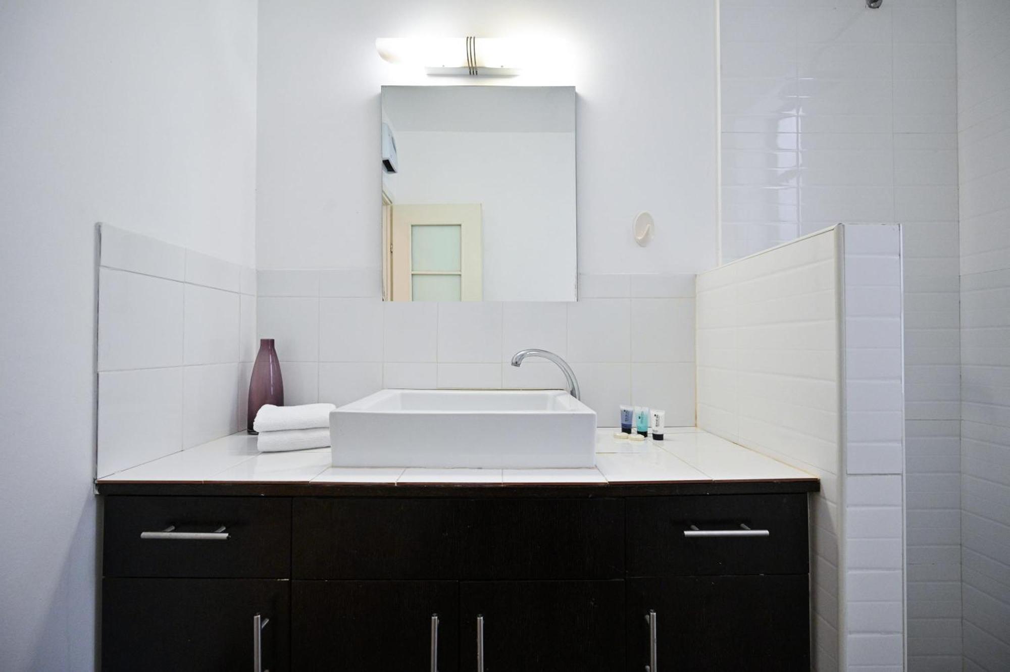 Nice 2Br Near Gordon Beach By Holyguest Tel Aviv Eksteriør bilde